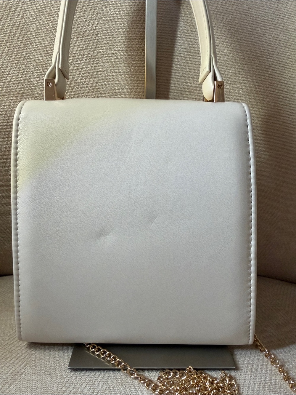 House of Harlow 1960 White Mini Top-Handle Bag with Gold Floral Accent - Picture 6 of 9